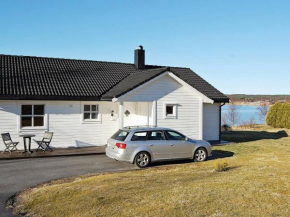4 star holiday home in tomrefjord Fiksdal